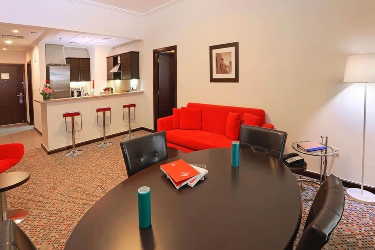 Mena Aparthotel Albarsha At The Mall Dubai Exteriör bild